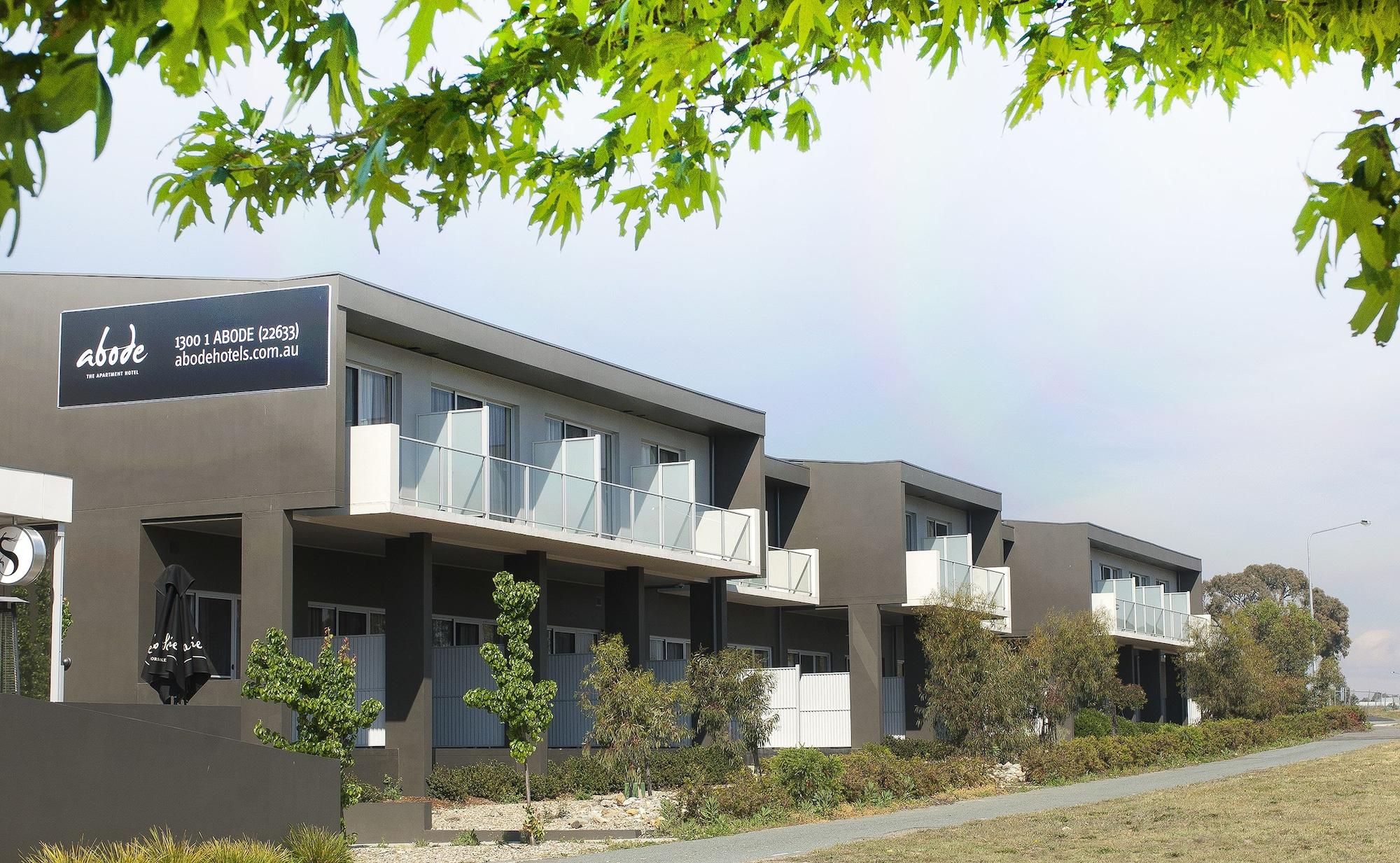Abode Gungahlin Aparthotel Канбера Екстериор снимка
