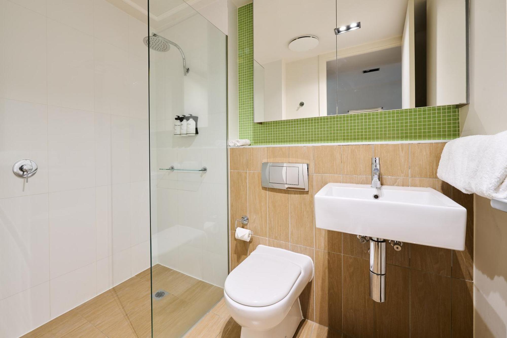 Abode Gungahlin Aparthotel Канбера Екстериор снимка