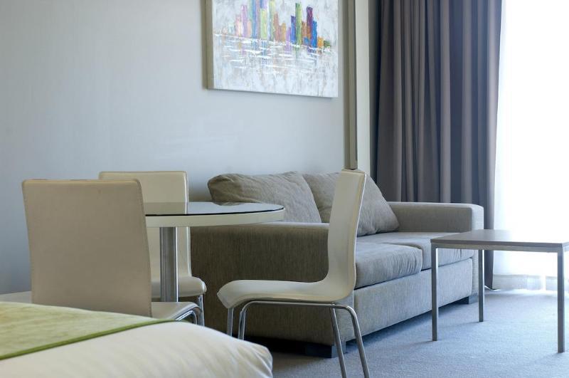 Abode Gungahlin Aparthotel Канбера Екстериор снимка